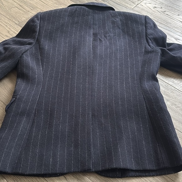 J.Crew | 100% Wool Original School Boy Blazer in Black with Pinstripes Size 4 - Picture 12 of 13